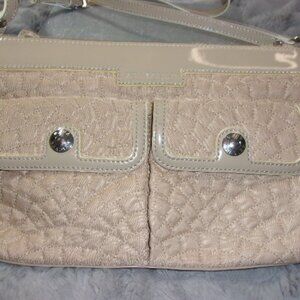 E-94 VERA  BRADLEY  CEST LA VIE CROSSBODY QUILTED BAG